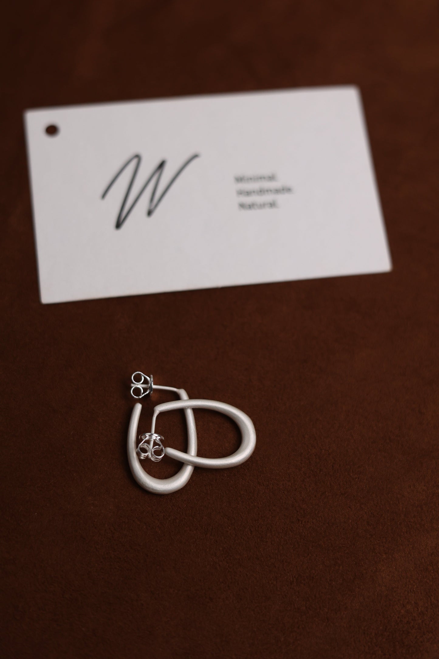 The Minimal U Ear Hoops