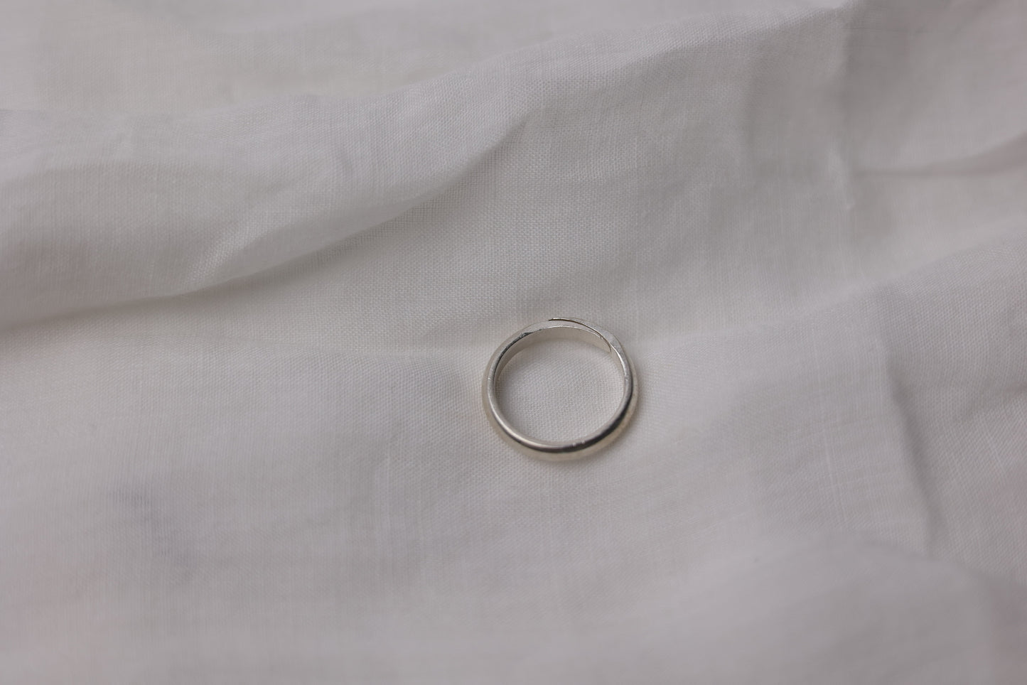 Handcrafted Minimalist Basic Silver Ring