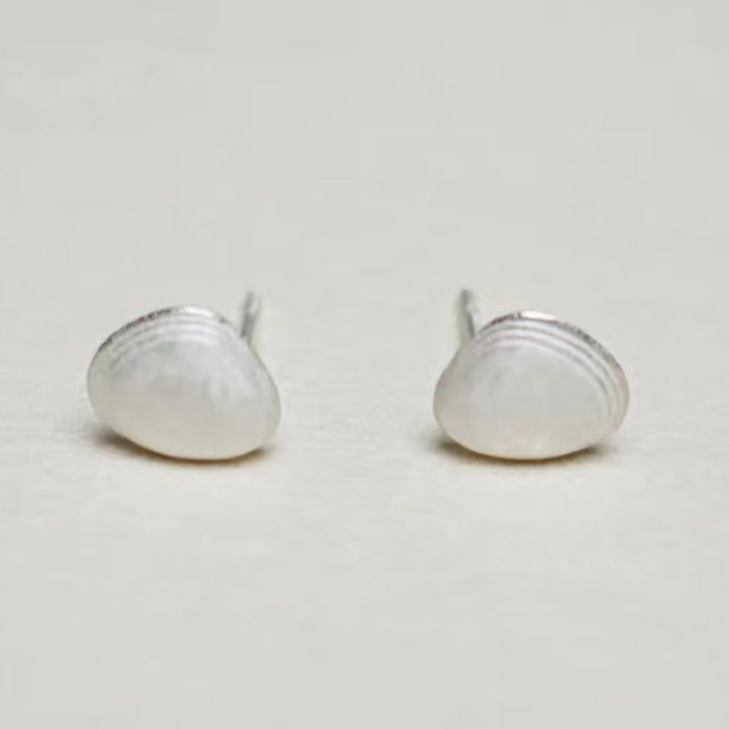 The Shell-Ear Stud
