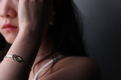 The Knot Set — model wearing knot bangle