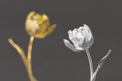 The Tulips-Earrings — close-up of tulip shapes in both finishes